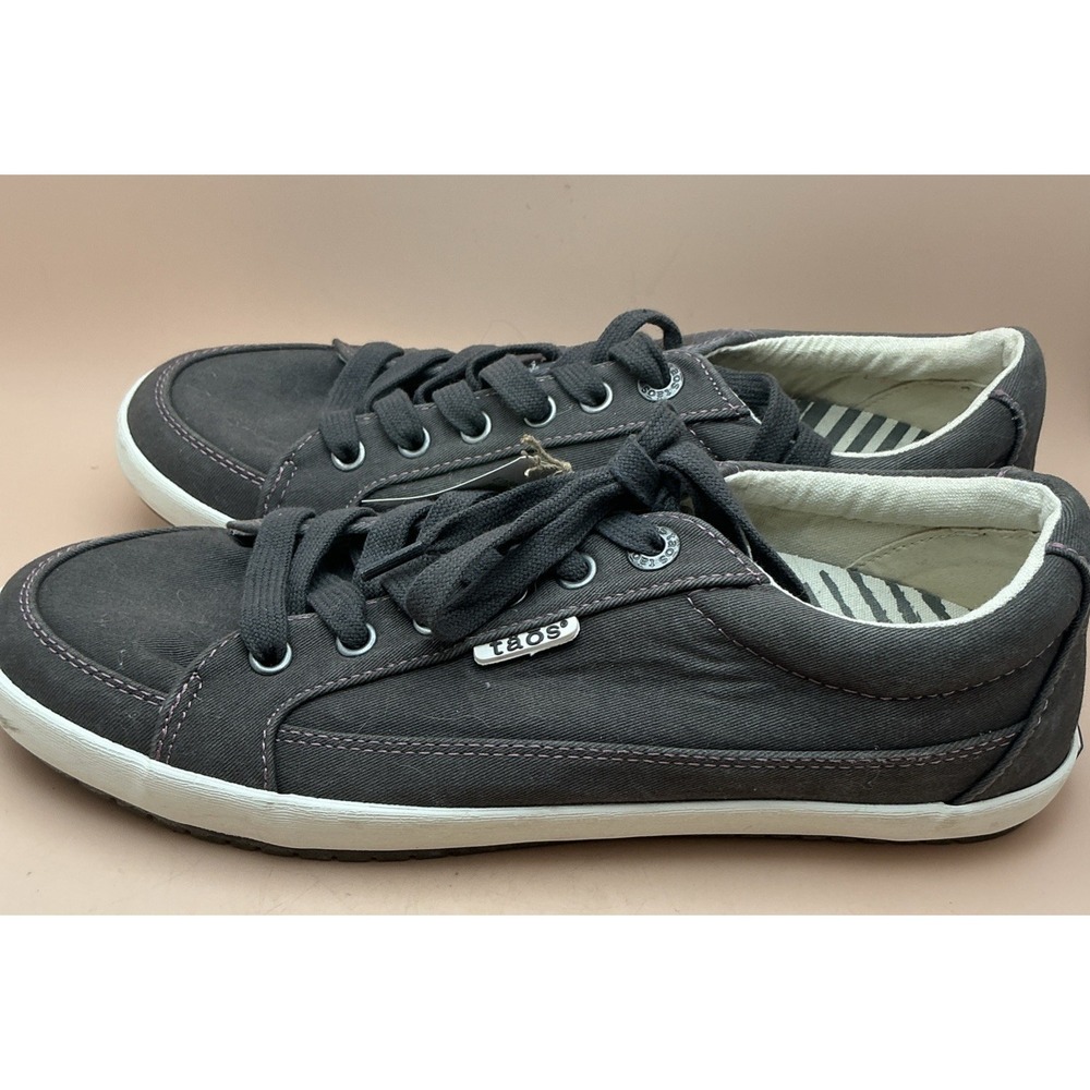 NWT Taos Moc Star 2 Graphite Distressed Canvas Lace-Up Sneakers Women's 8.5 - Picture 3 of 11